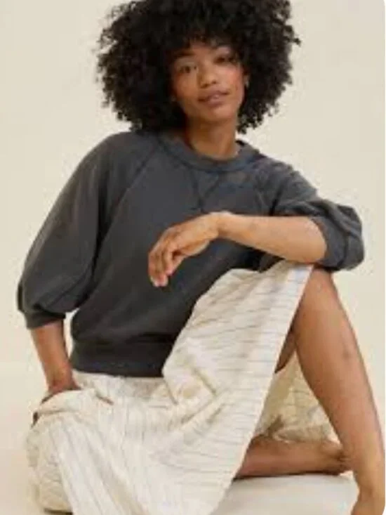 NWOT Aerie Femme Sweatshirt In Smoked Gray - Picture 1 of 4